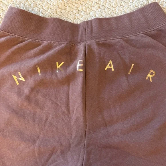 Nike Pink Jogger Sweatpants - Picture 2 of 9